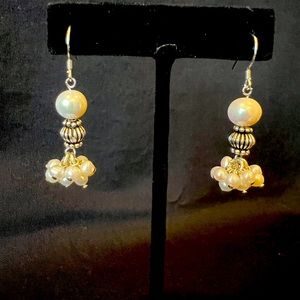 New! Stunning freshwater pearl and Sterling silver earrings.